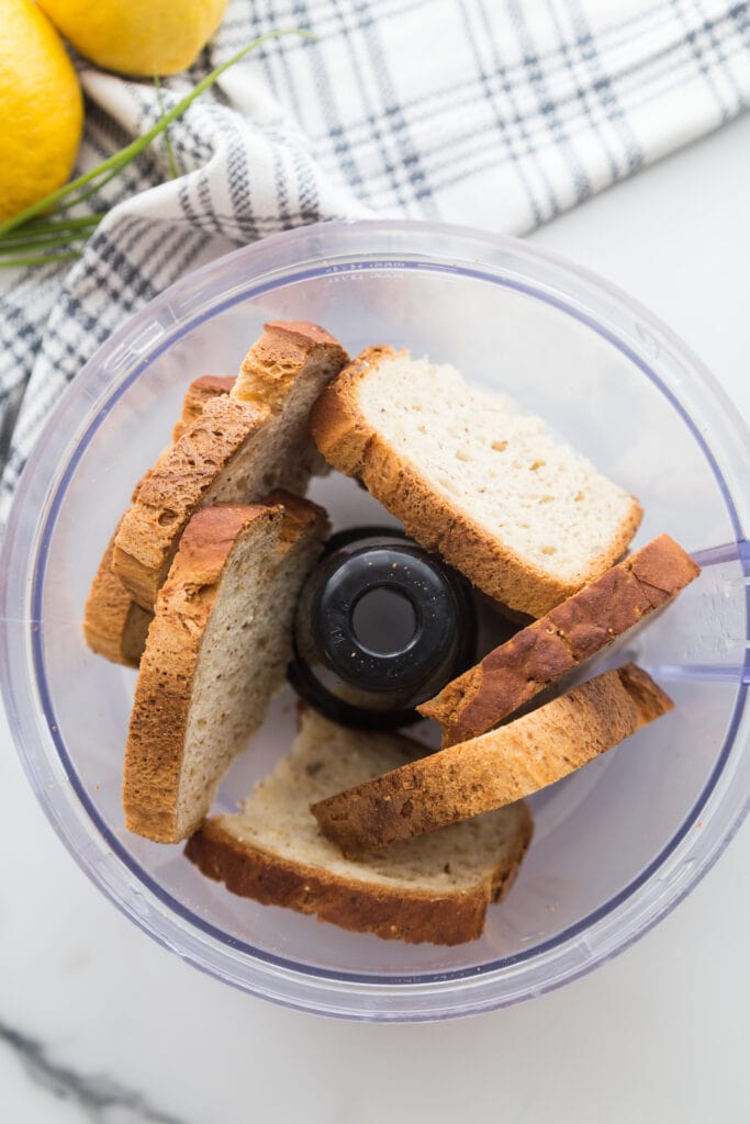 How to make homemade breadcrumb in a food processor 