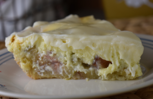 Indulge in the delicious combination of tart rhubarb and creamy custard with this step-by-step guide to making the perfect rhubarb custard pie.