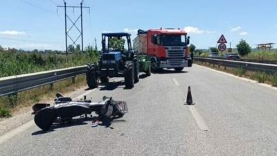 Aksident i rëndë në vend/ Motorri përplaset me mjetin bujqësor, pIagoset çifti i bashkëshortëve