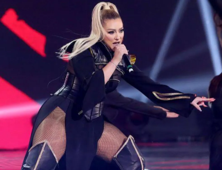 Transformimi drastik i Ronela Hajati, këngëtarja merr gjithë vëmendjen (Foto)