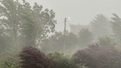 Moti përkeqësohet në Ballkan/ Paralajmërime për tornado, reshje ekstreme dhe përmbytje në