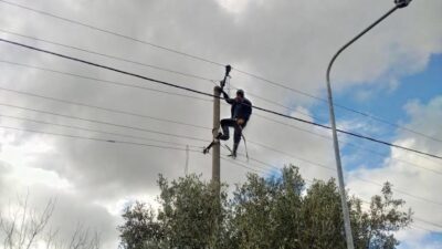 Tragjedi në Vënd: Humb jetën elektricisti gjatë riparimit të rrjetit pas stuhisë