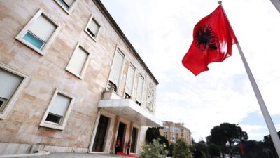 Qeveria rrit mbështetjen për personat me aftësi të kufizuara